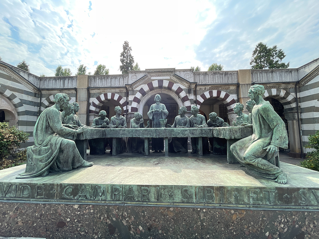 02_Znamenitosti_Milana_-_Sights_of_Milan_-_Photo_by_Bill_Eccles_on_Unsplash_-_Milan_Monumental_Cemetery.jpg